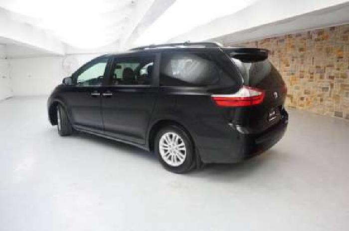 2015 toyota sienna xle in weatherford, tx