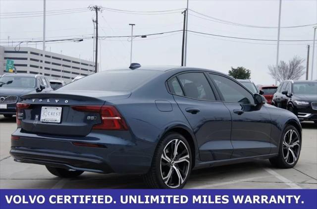 2024 volvo s60 b5 plus dark theme
