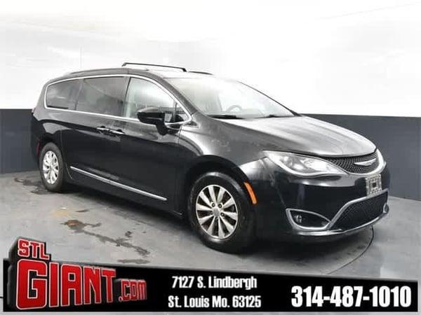 2019 chrysler pacifica in northwoods, illinois