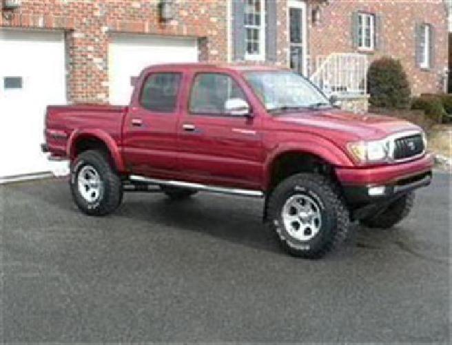 2002 toyota tacoma sr5 in evansville, in
