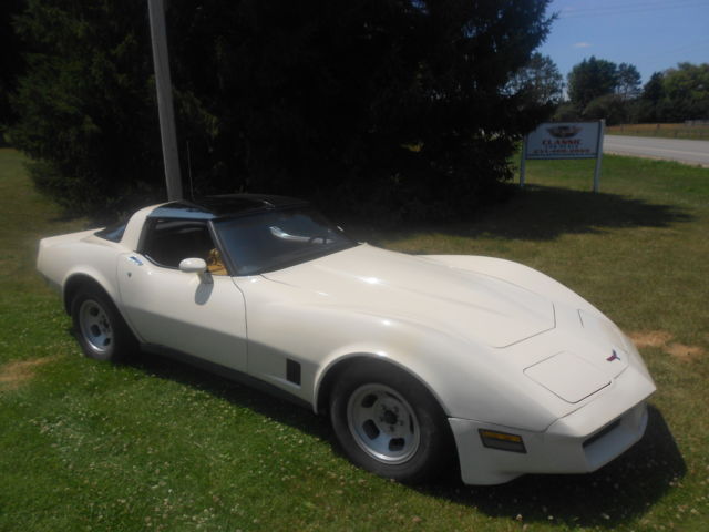 1981 chevrolet corvette 350 and auto trans runs great bid to win