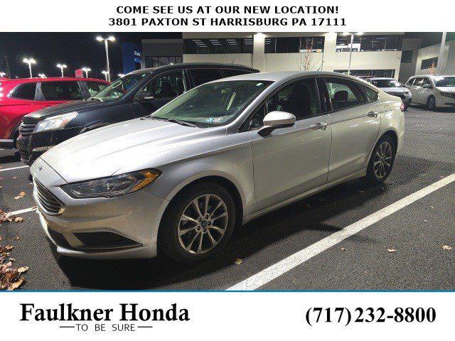 2017 ford fusion se