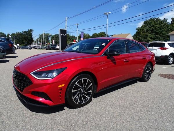 2020 hyundai sonata in burnips, michigan