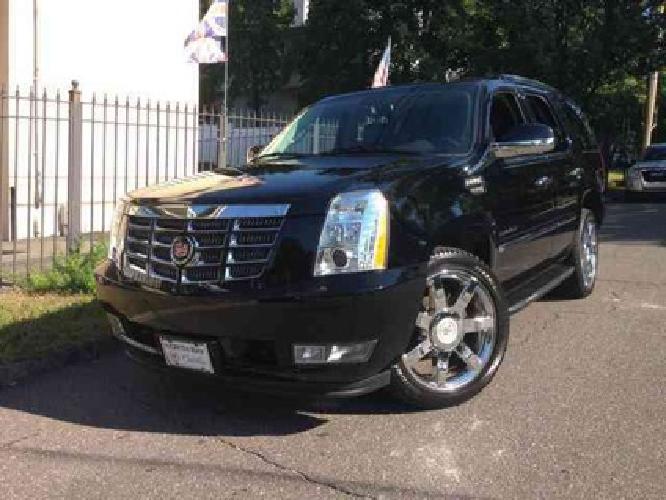 2011 cadillac escalade luxury in great neck, ny
