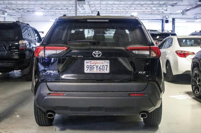 2022 toyota rav4 xle