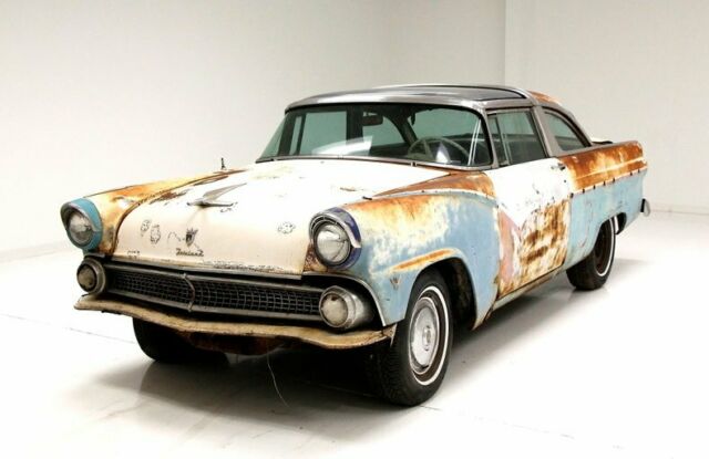 barn find condition only 1,999 produced in 1955 272ci v8