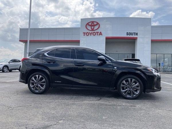 2022 lexus ux 250h in delavan, wisconsin