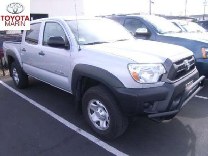 2012 toyota tacoma prerunner cd player..one owner in san rafael, ca