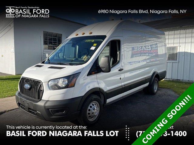 2022 ford transit-350 base