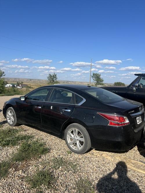 2014 nissan altima. i dont know too much info though. i am posting for my dad. i