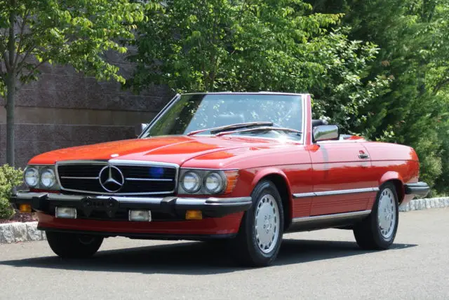 1988 mercedes-benz 560sl signal red/black leather exceptionally clean vehicle !!