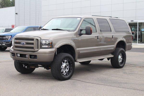 2005 ford excursion in saint louis, missouri