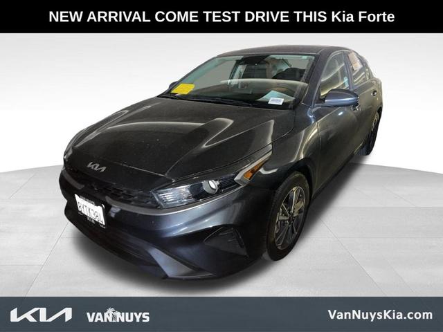2022 kia forte lxs