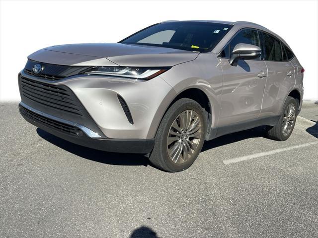 2022 toyota venza xle