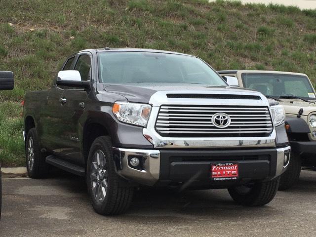 2015 toyota tundra limited 4x4 limited 4dr double cab pickup sb (5.7l v8 ffv for sale in bar nunn, wyoming