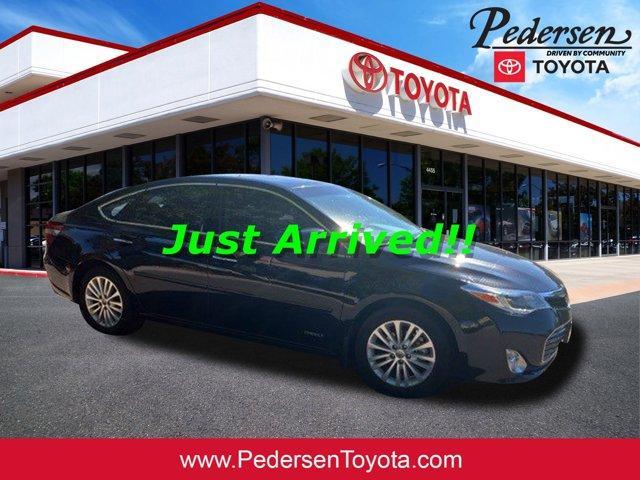 2014 toyota avalon hybrid limited
