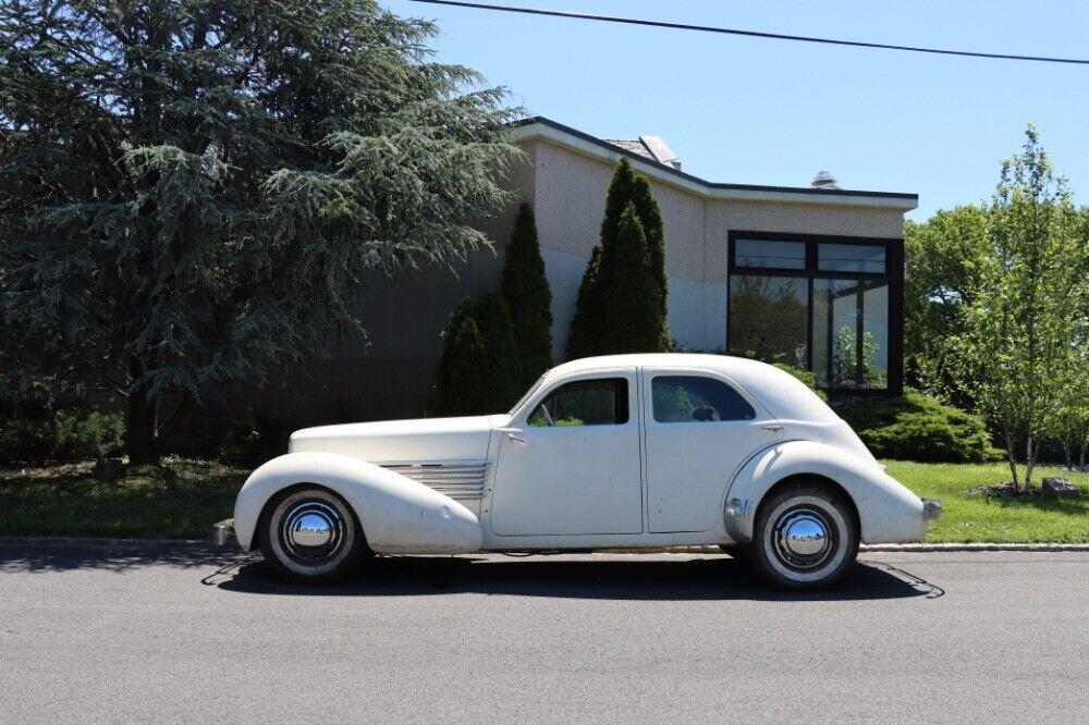1936 cord westchester gasolinesedan