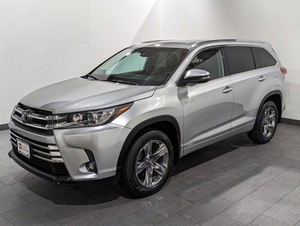 2019 toyota highlander in co bluffs, iowa