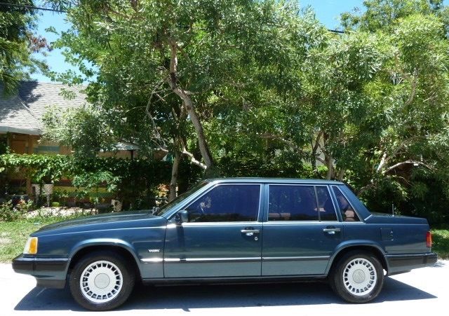 1990 volvo 760 gle!~warranty! heated seats! sunroof! power everything! original!