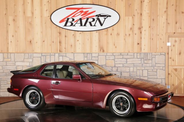 944 coupe very clean 87k mi 5-speed clarion cd tilt roof pca burgundy