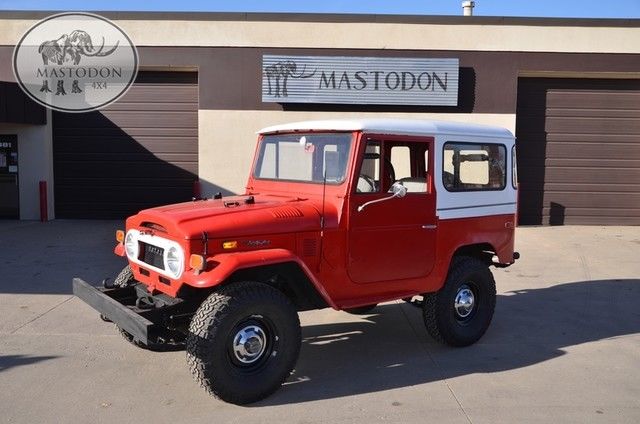 1974 4x4 4 wheel drive fj40 cruiser red vintage rare hard top