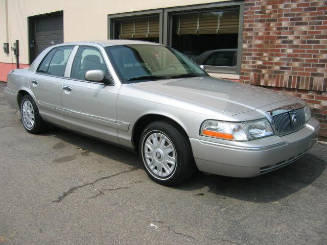 2005 mercury grand marquis gs for sale in essex junction, vermont