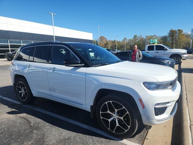 2022 jeep grand cherokee 4xe summit reserve