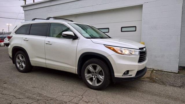2016 toyota highlander limited awd limited 4dr suv for sale in charleston, west virginia