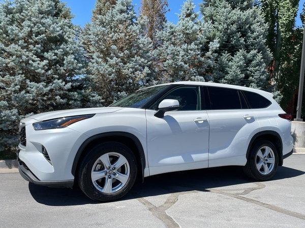 2022 toyota highlander in milwaukee, wisconsin