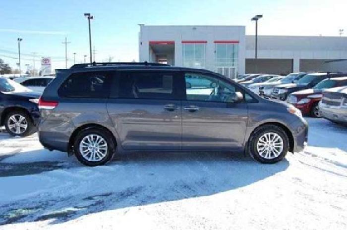 2013 toyota sienna xle in meadville, pa