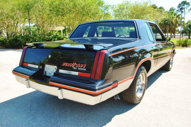 1983 oldsmobile cutlass hurst 15th anniversary 307 h/o lightning rod shifters