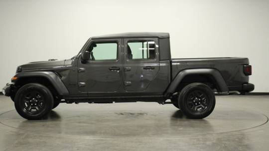 2023 Jeep Gladiator