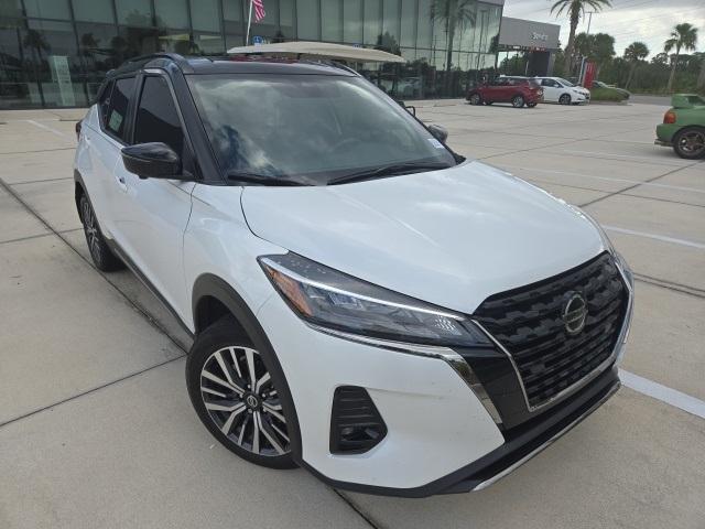2021 nissan kicks sr