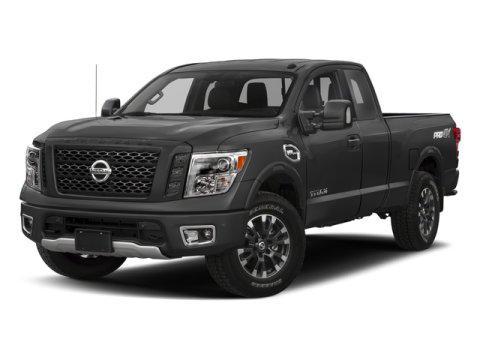 2017 nissan titan pro-4x