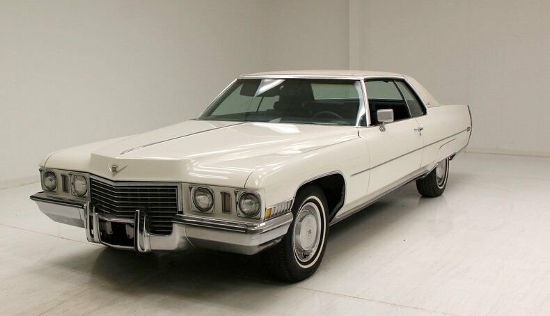 big cotillion white/spacious leather interior/massive 472ci v8/smoooooth cruiser