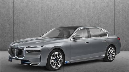 2025 BMW i7