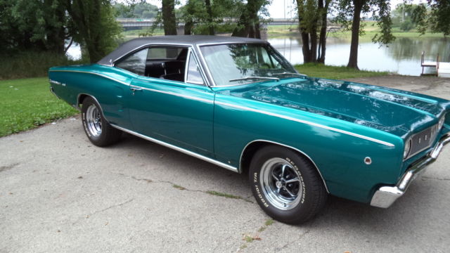 1968 dodge coronet 440 big block/4-speed (frame off restored)