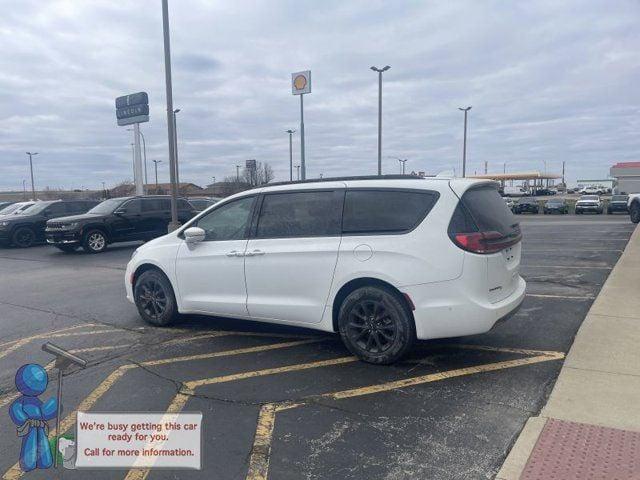 2022 chrysler pacifica touring l in el paso, illinois