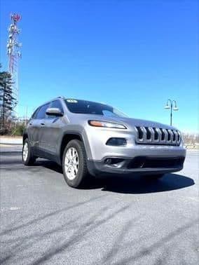 2015 jeep cherokee latitude in escoheag, rhode island