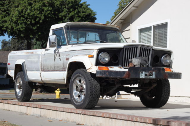 1977 jeep j20 pioneer standard cab pickup 2-door 5.9l