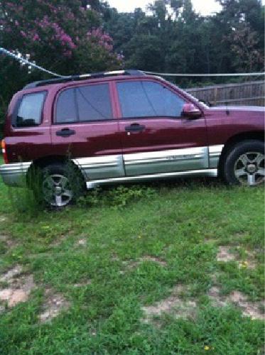 suv 2002 chevrolet tracker in fayetteville, nc