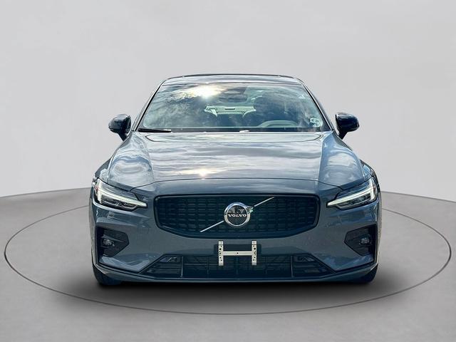 2024 volvo s60 b5 plus dark
