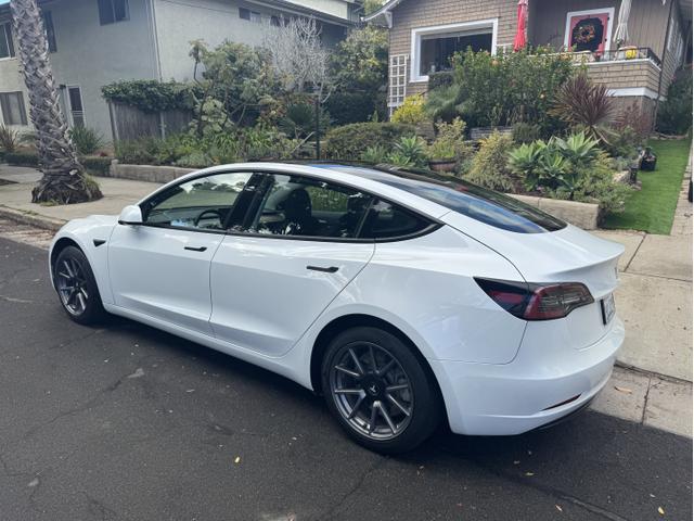 2022 tesla model 3 base