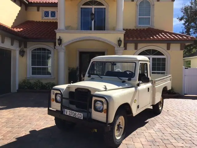 land rover pickup diesel , santana / defender 110 119 109 88 4x4 5 speed