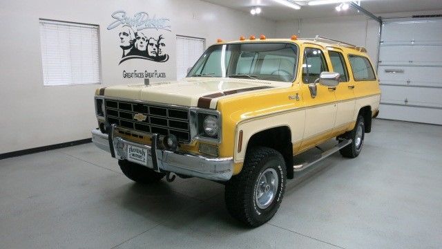1977 chevy surburban silverad 4 dr. 4x4 was a "one family" owned vehicle 400 c.i