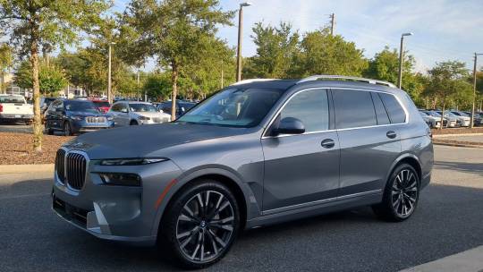 2025 BMW X7