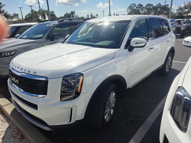 2022 kia telluride lx