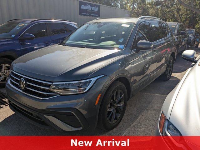 2022 volkswagen tiguan se