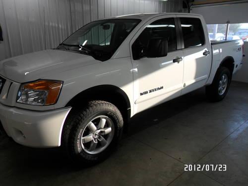 wholesale 2010 nissan titan pro-4x offroad 4x4 only 21k mi for sale in grand forks, north dakota