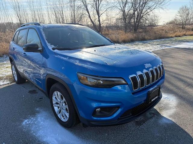 2022 jeep cherokee latitude lux